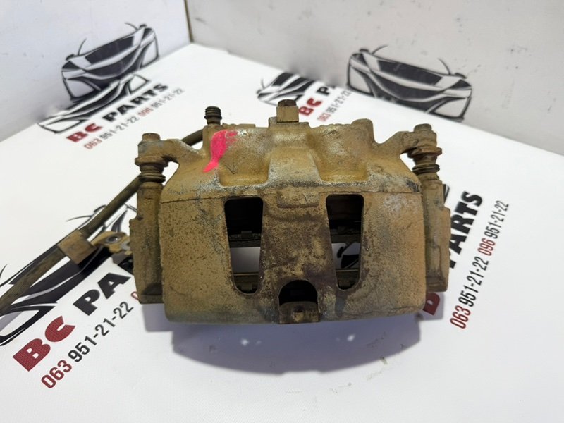 Запчасть суппорт тормозной передний правый Dodge Journey 2011-2020 68144160AB Б/У Суппорт тормозной передний правый Dodge Journey 2011-2020 68144160AB Б/У