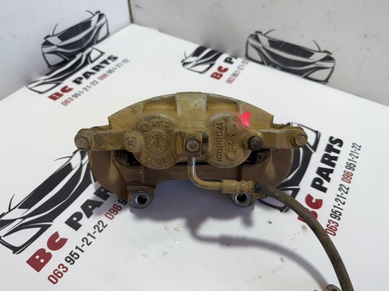 Суппорт тормозной передний правый Journey 2011-2020 Суппорт тормозной передний правый Journey 2011-2020