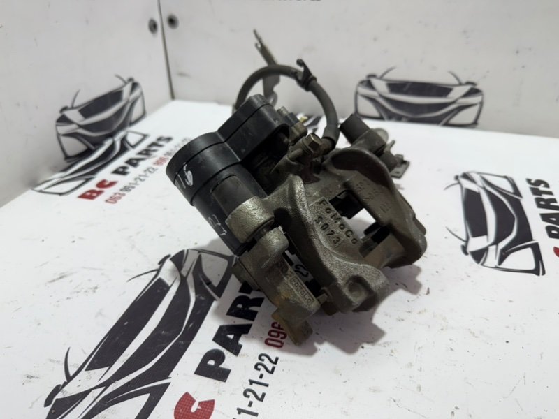 Суппорт тормозной задний правый Fusion 2013-2020 MK5