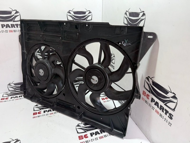 Диффузор радиатора Explorer 2017 2.3