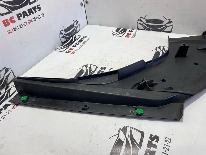 Накладка на фару левая Q7 2017 4M 3.0