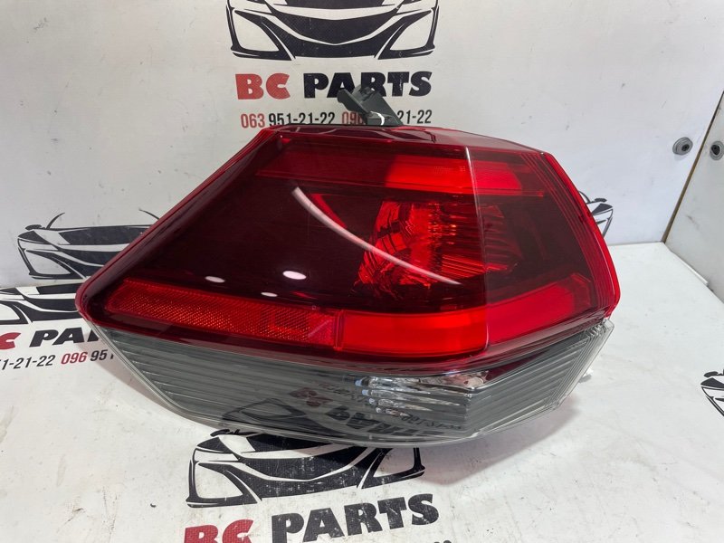 Запчасть фонарь наружный (в крыло) левый Nissan Rogue 2018 T32 QR25 2.5 26555-6FL0B Б/У Фонарь наружный (в крыло) левый Nissan Rogue 2018 T32 QR25 2.5 26555-6FL0B Б/У