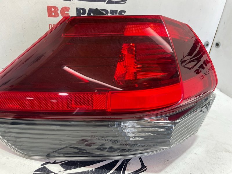 Фонарь наружный (в крыло) левый Nissan Rogue T32 QR25 2.5 Фонарь наружный (в крыло) левый Nissan Rogue T32 QR25 2.5