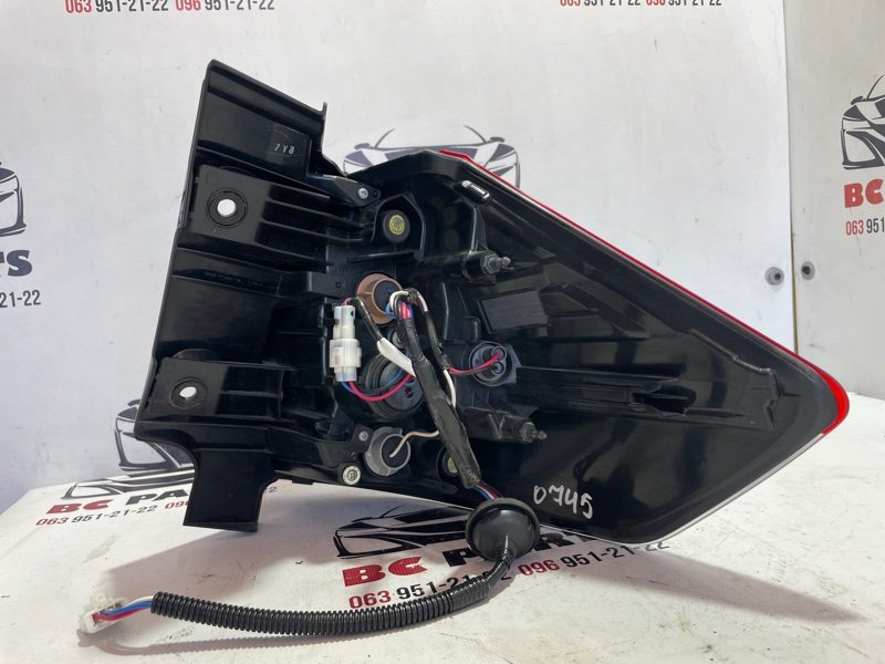 Фонарь наружный (в крыло) левый Rogue 2018 T32 QR25 2.5 Фонарь наружный (в крыло) левый Rogue 2018 T32 QR25 2.5