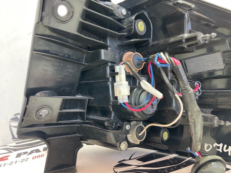 Фонарь наружный (в крыло) левый Rogue 2018 T32 QR25 2.5 Фонарь наружный (в крыло) левый Rogue 2018 T32 QR25 2.5