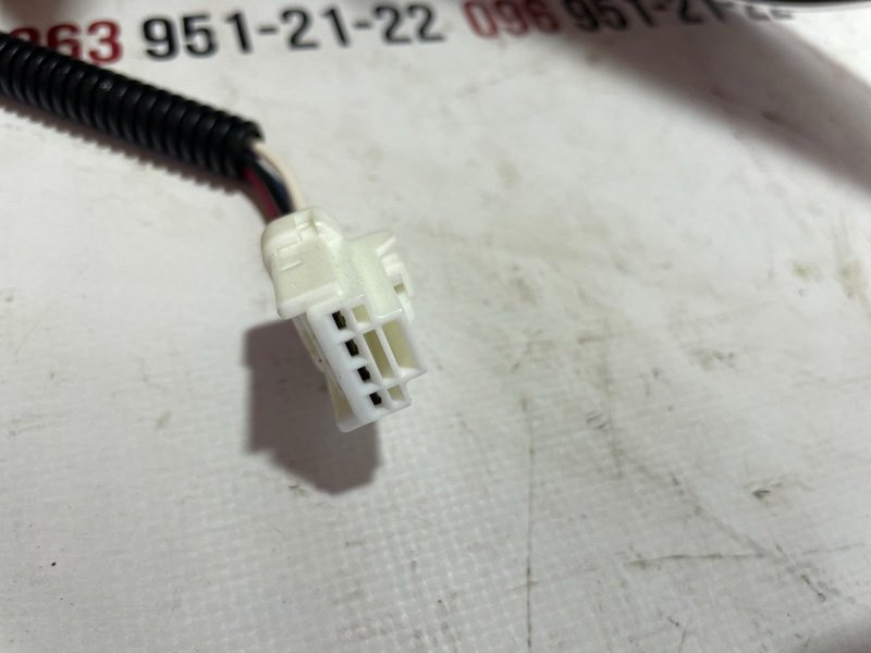 Фонарь наружный (в крыло) левый Rogue 2018 T32 QR25 2.5 Фонарь наружный (в крыло) левый Rogue 2018 T32 QR25 2.5