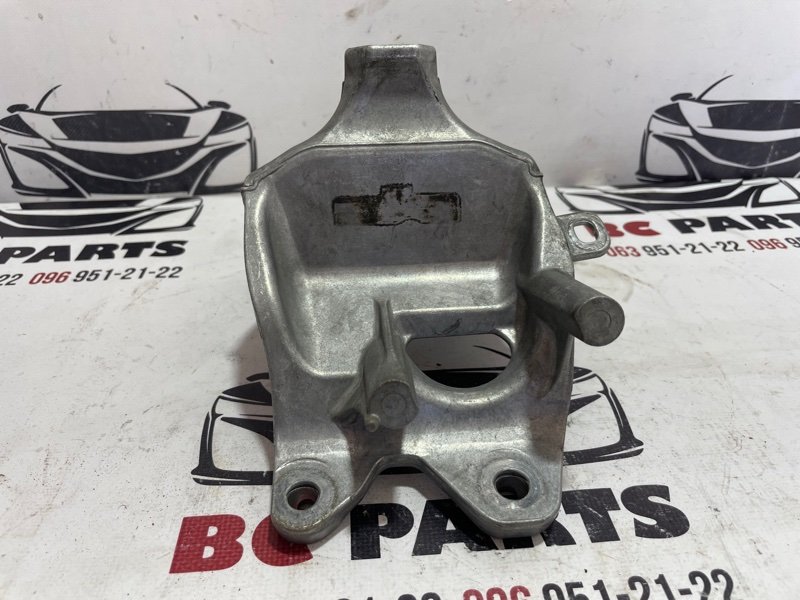 Кронштейн подушки двигателя правый Q7 2017 4M 3.0