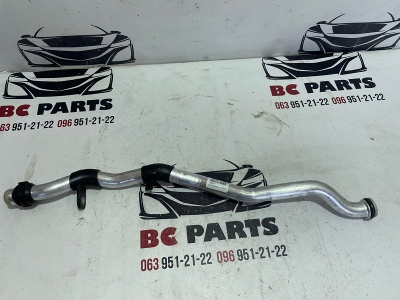 Патрубок системы охлаждения Audi Q7 2017 4M 3.0 06E121065S Б/У