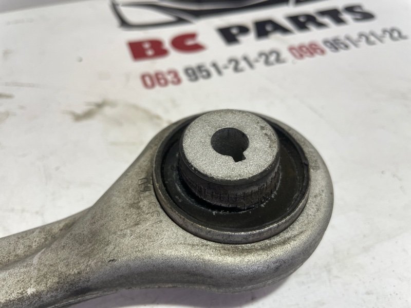 Рычаг подвески верхний передний правый Q7 2017 4M 3.0