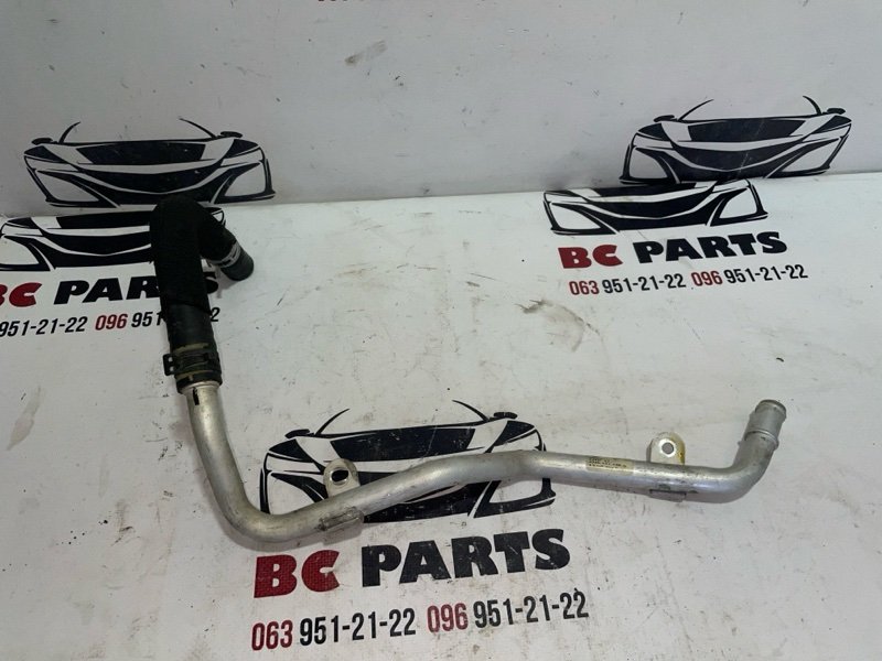 Патрубок системы охлаждения Audi Q7 2017 4M 3.0 4M0122448A Б/У