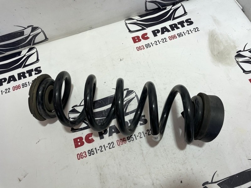 Пружина подвески задняя Audi Q7 2017 4M 3.0 4M0511115AP Б/У