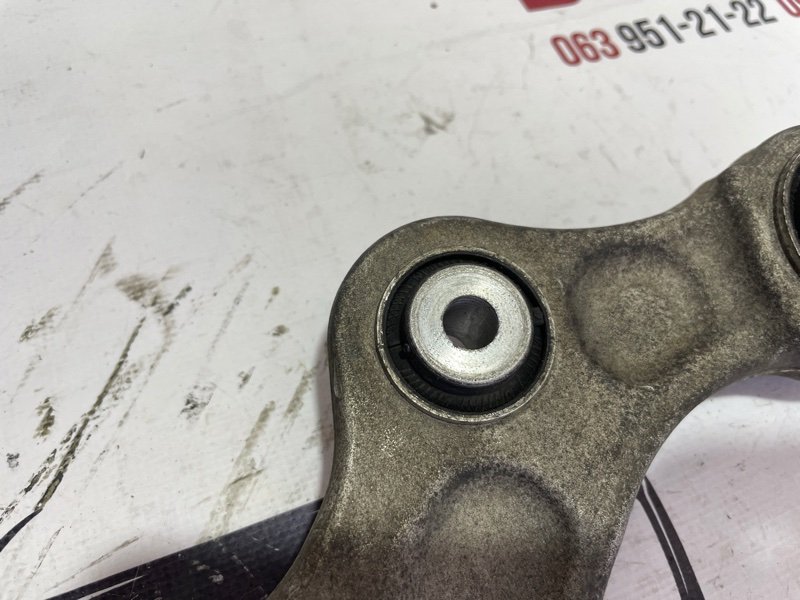 Рычаг подвески верхний задний Q7 2017 4M 3.0