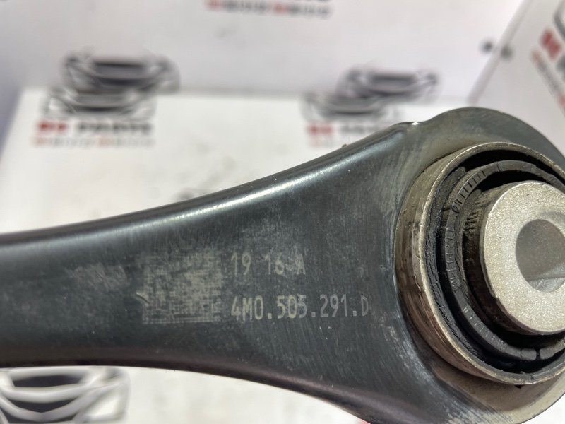 Рычаг подвески задний левый Q7 2017 4M 3.0