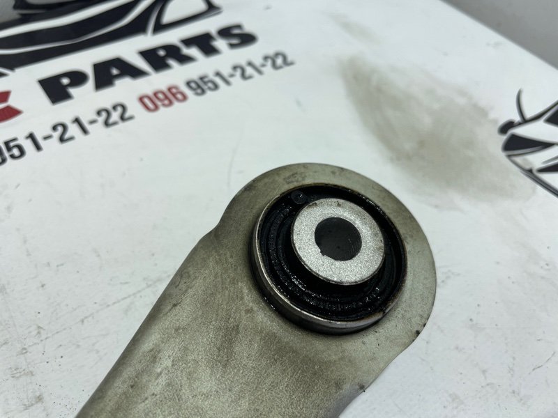 Рычаг подвески верхний задний правый Q7 2017 4M 3.0