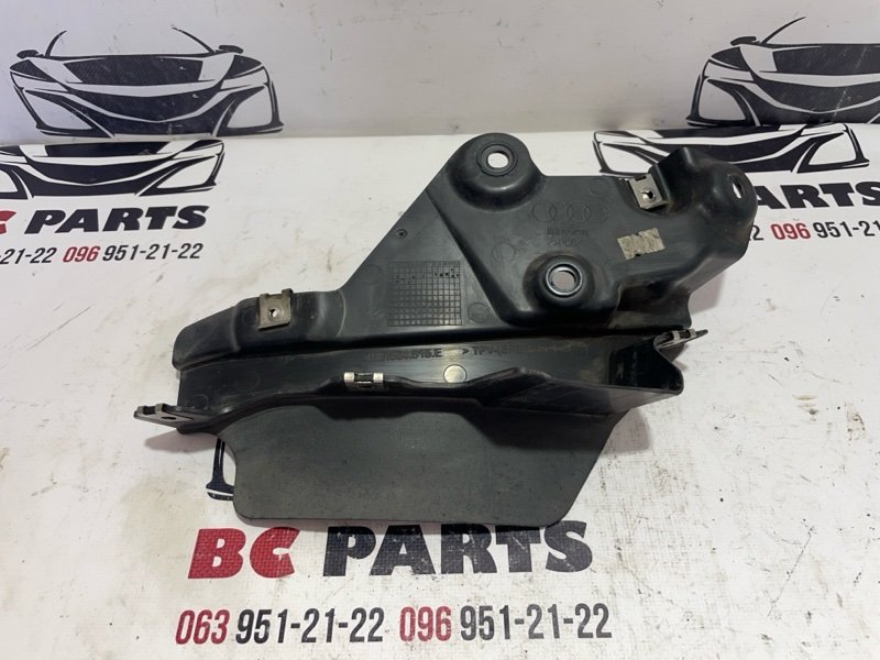 Брызговик задний левый Audi Q7 2017 4M 3.0 4M0854815E Б/У