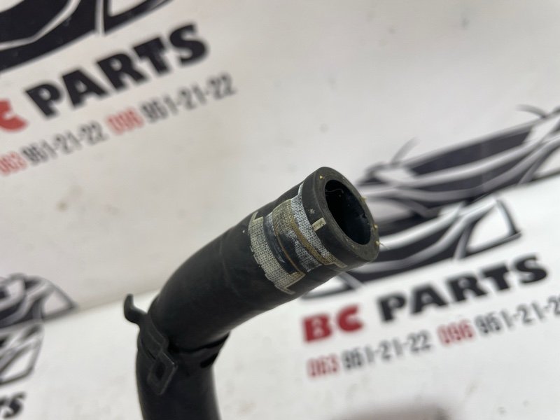 Патрубок системы охлаждения Audi Q7 4M 3.0