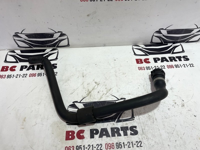 Патрубок системы охлаждения Q7 2017 4M 3.0