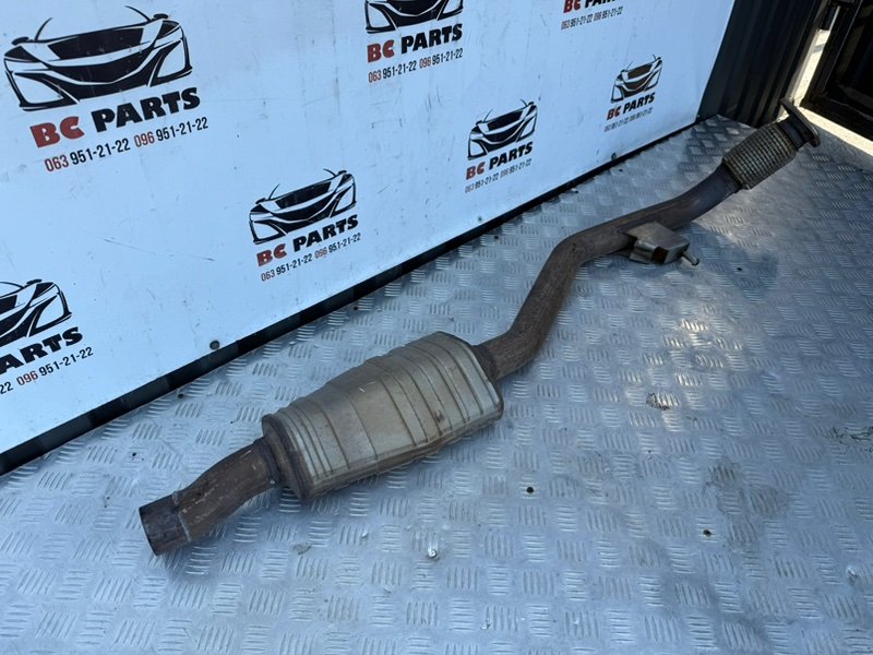 Резонатор глушителя правый Q7 2017 4M 3.0