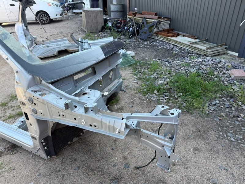 Часть кузова передний правый Nissan Rogue 2021 T33 2.5 Б/У