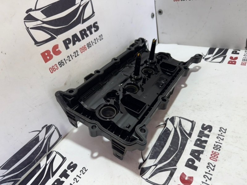 Клапанная крышка Rogue 2021 T33 2.5