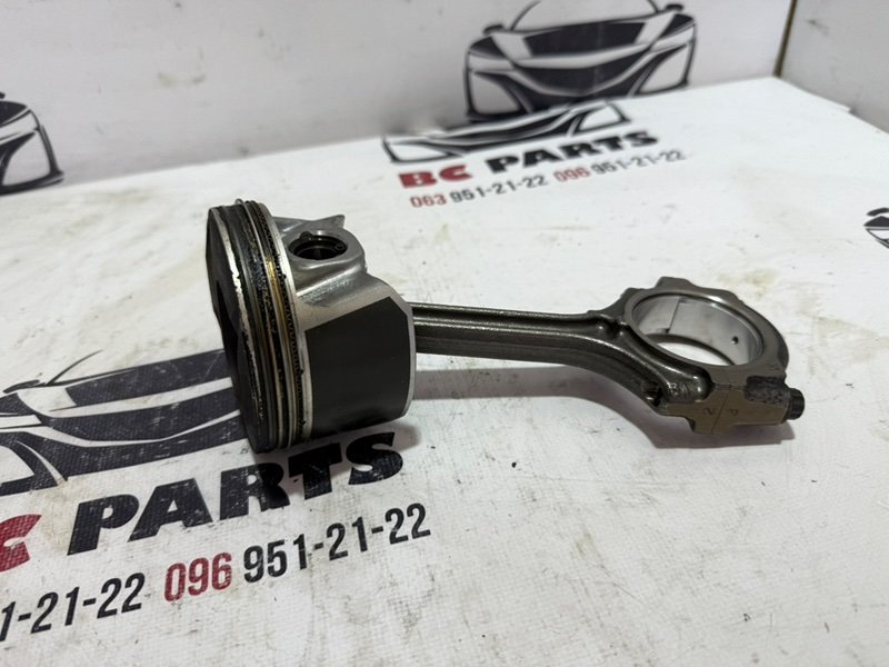 Поршень Nissan Rogue 2021 T33 2.5 12010-3TA0C Б/У