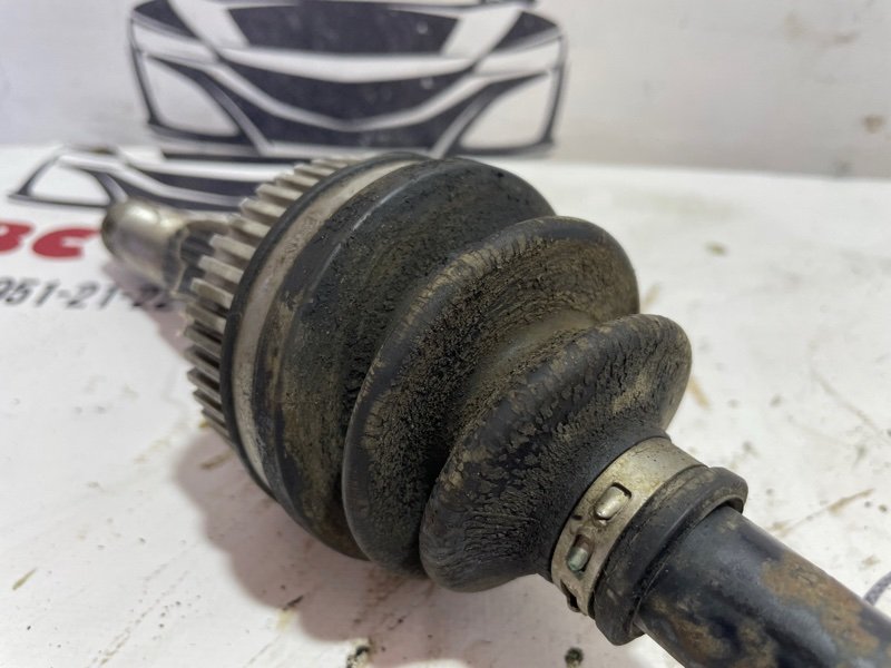 Привод ( полуось) задний правый Rogue 2017 T32 QR25 2.5