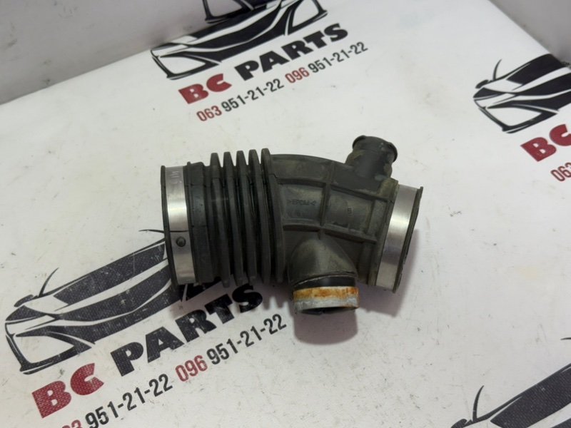 Патрубок воздушного фильтра Nissan Rogue 2020 T32 QR25 2.5 165774BA2C Б/У