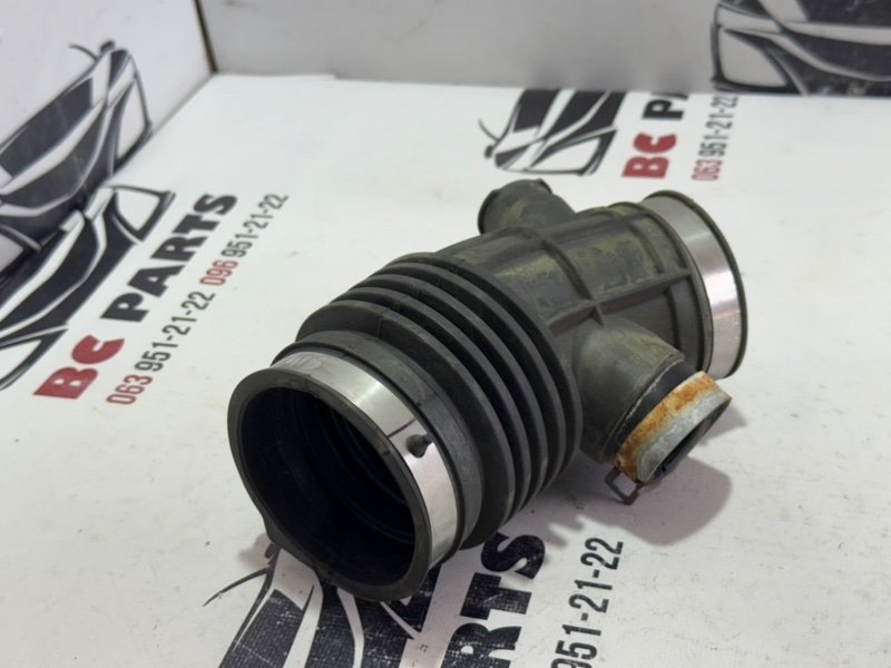 Патрубок воздушного фильтра Nissan Rogue T32 QR25 2.5