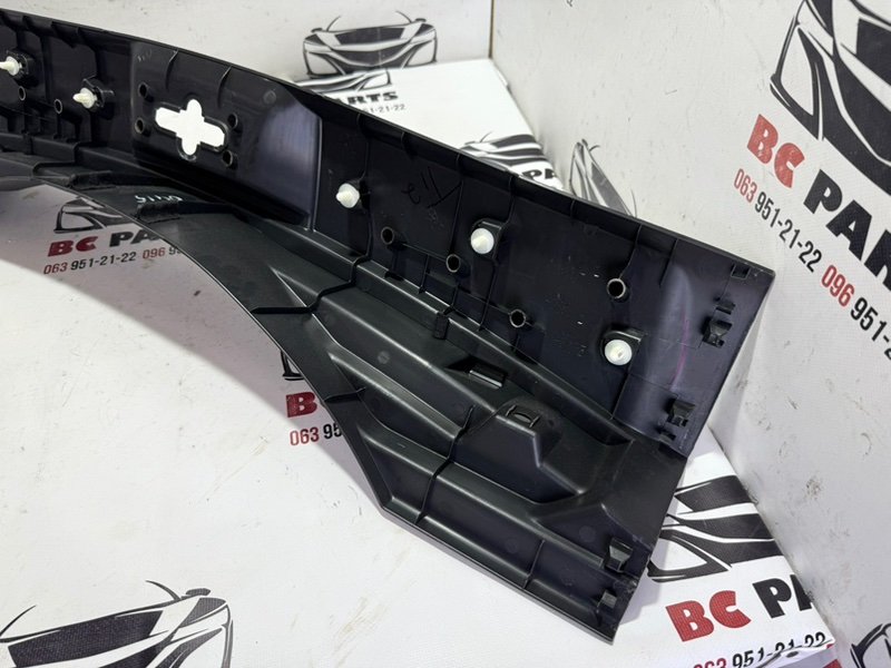 Накладка замка багажника Rogue 2020 T32 QR25 2.5