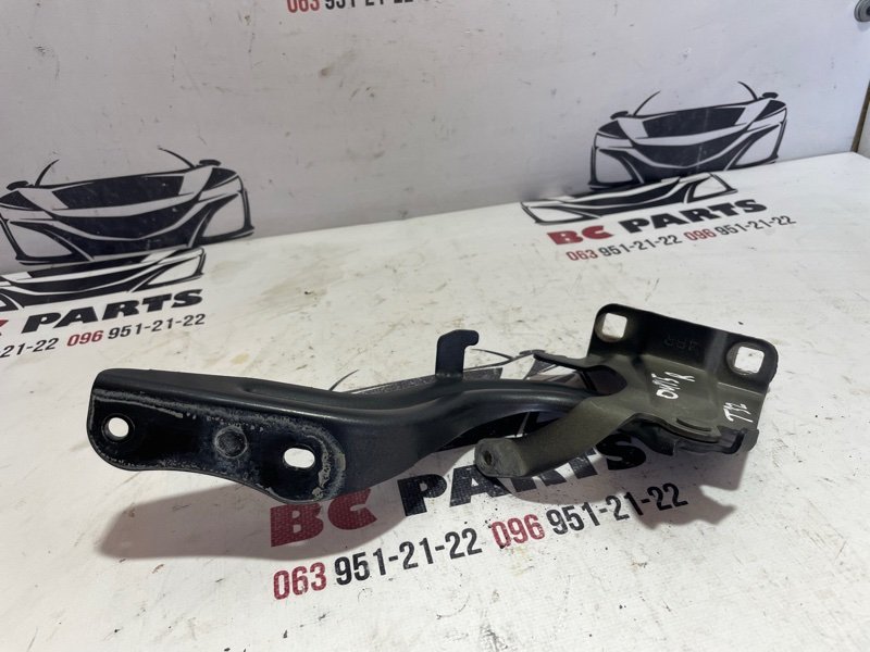 Петля капота правая Rogue 2020 T32 QR25 2.5