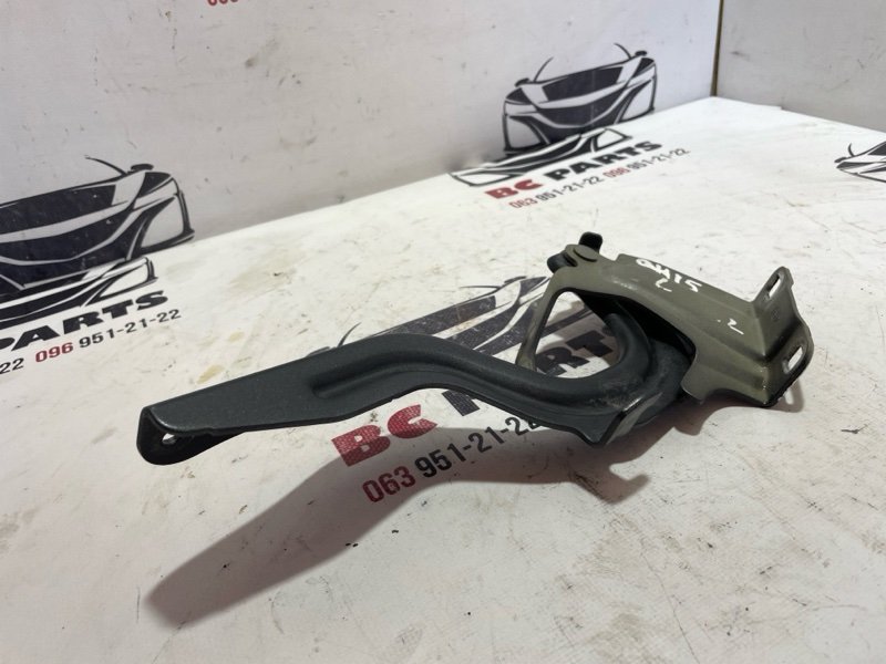Петля капота левая Rogue 2020 T32 QR25 2.5