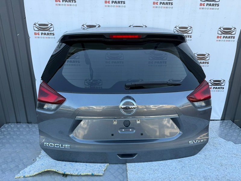 Крышка багажника Nissan Rogue 2018 T32 QR25 2.5 9001A-7FR0E Б/У
