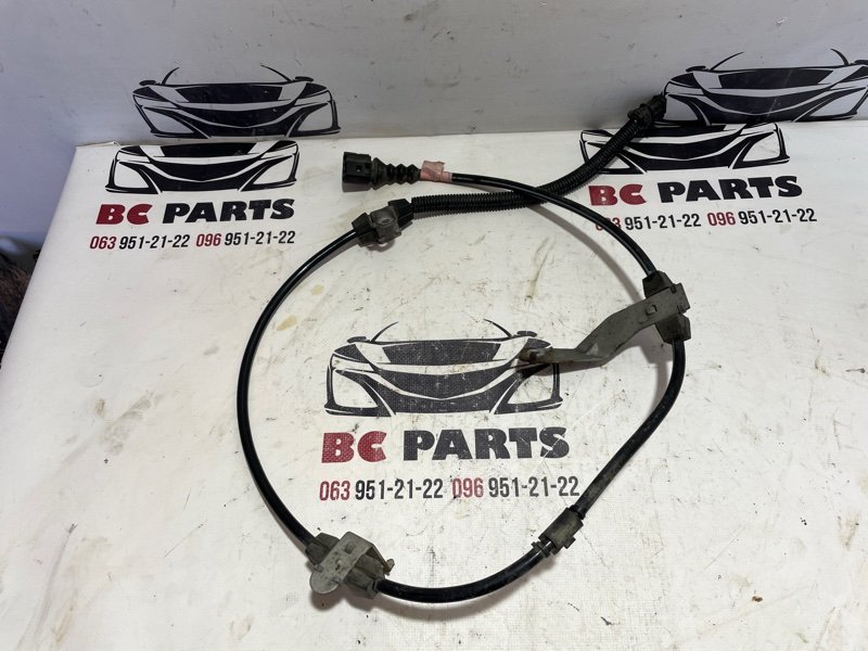 Проводка ручника правая Nissan Rogue 2020 T32 QR25 2.5 44250-4BA4A Б/У