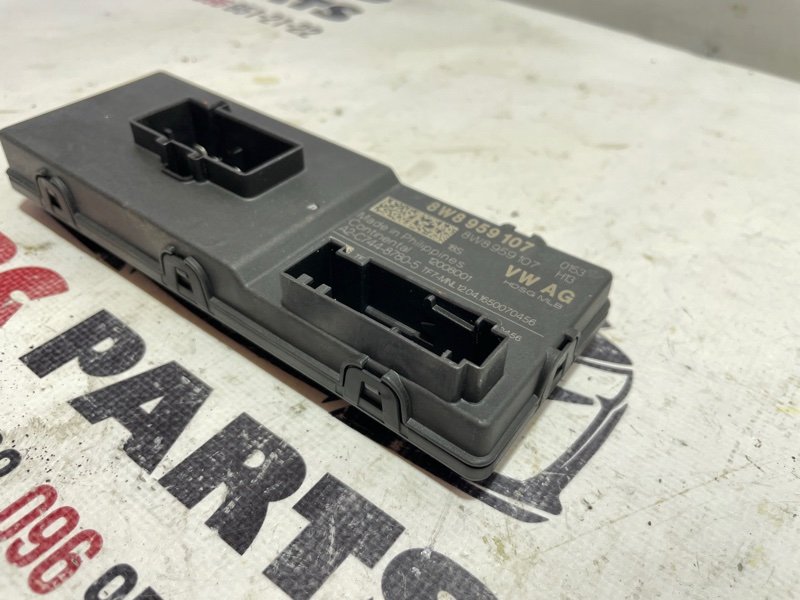 Блок управления крышкой багажника Audi Q7 4M 3.0