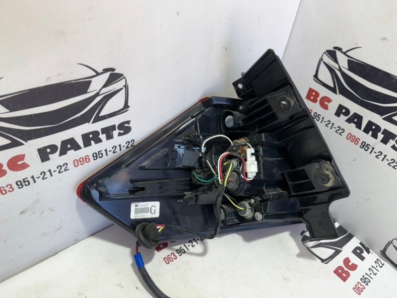 Фонарь наружный (в крыло) задний правый Rogue 2020 T32 QR25 2.5