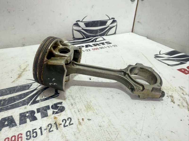 Поршень Nissan Rogue 2020-2022 T33 2.5 12010-3TA0C Б/У