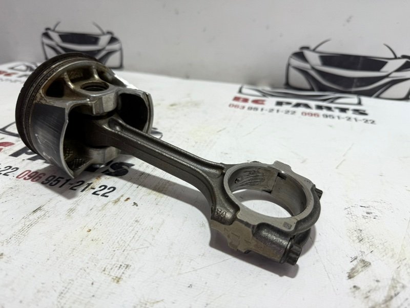 Поршень Nissan Rogue T33 2.5