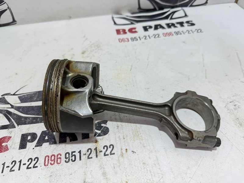 Поршень Nissan Rogue 2020-2022 T33 2.5 12010-3TA0C Б/У