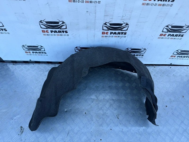 Подкрылок задний правый Dodge Durango 2018 3.6 68369750AC Б/У