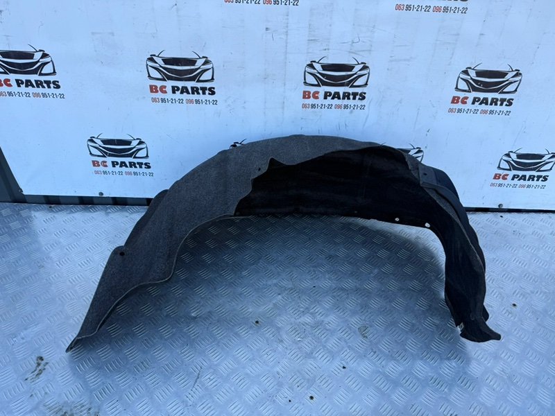 Подкрылок задний правый Durango 2018 3.6