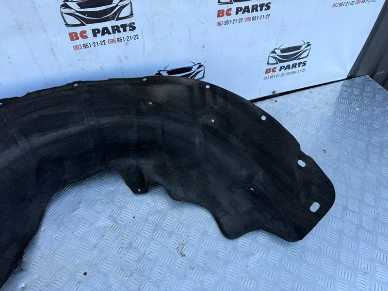 Подкрылок задний правый Durango 2018 3.6