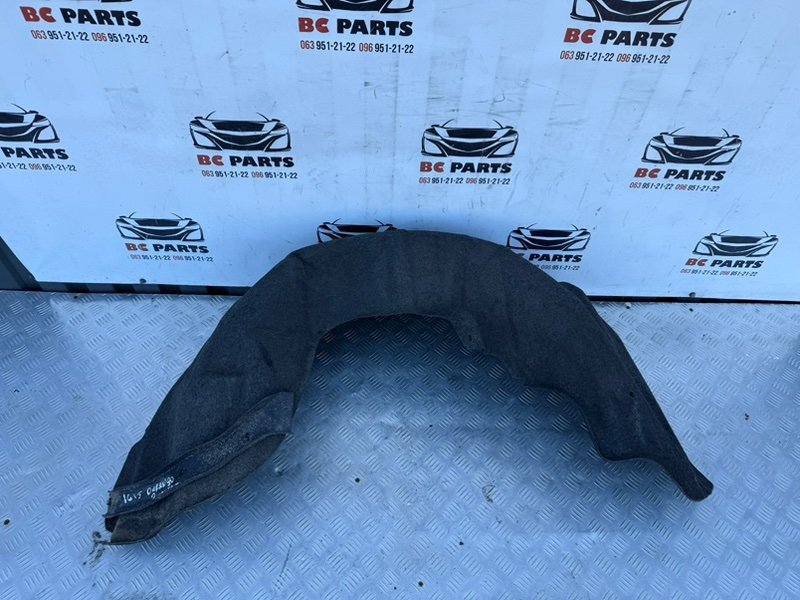 Подкрылок задний левый Dodge Durango 2018 3.6 68369751AC Б/У