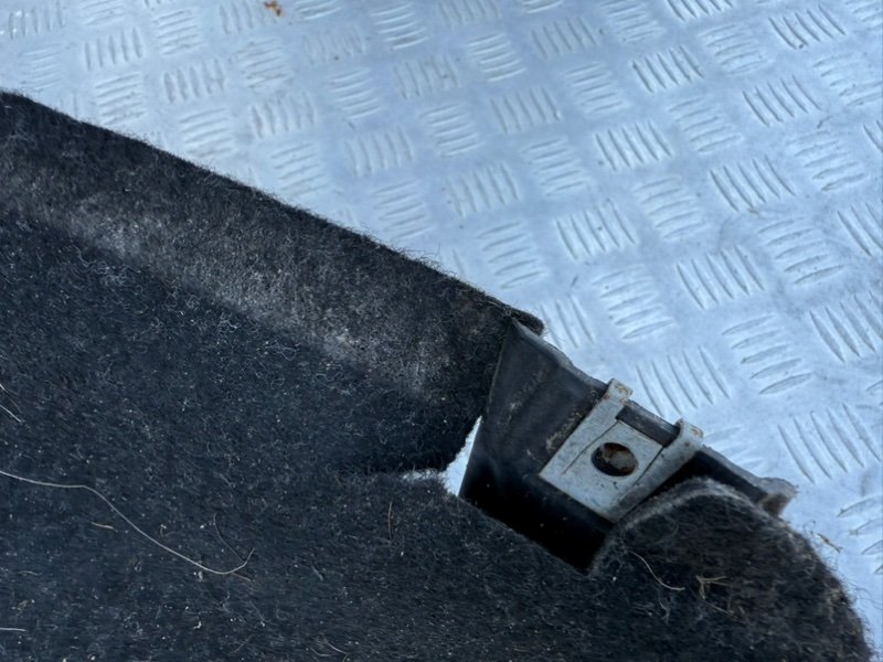 Подкрылок задний левый Durango 2018 3.6