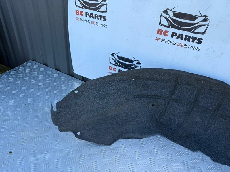 Подкрылок задний левый Rogue 2021 T33 2.5 Подкрылок задний левый Rogue 2021 T33 2.5