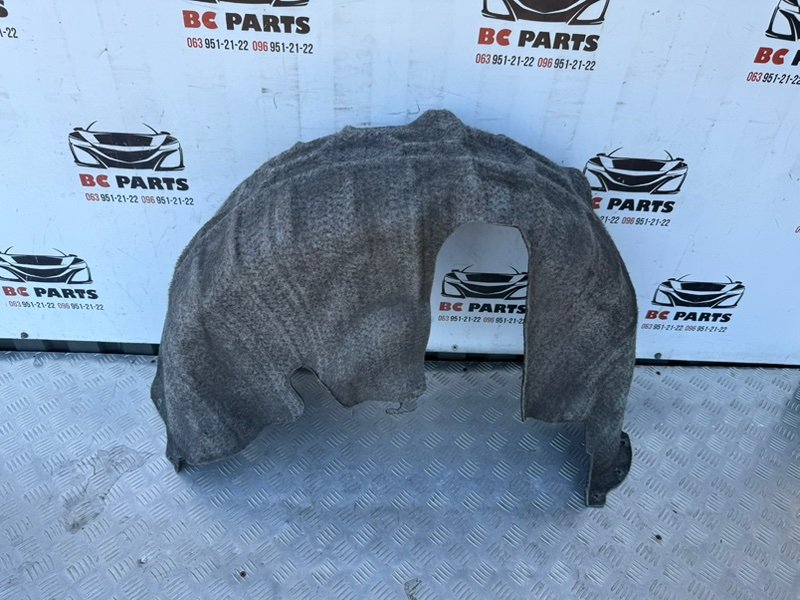 Подкрылок задний правый Audi Q3 2020 83A 83A810172B Б/У