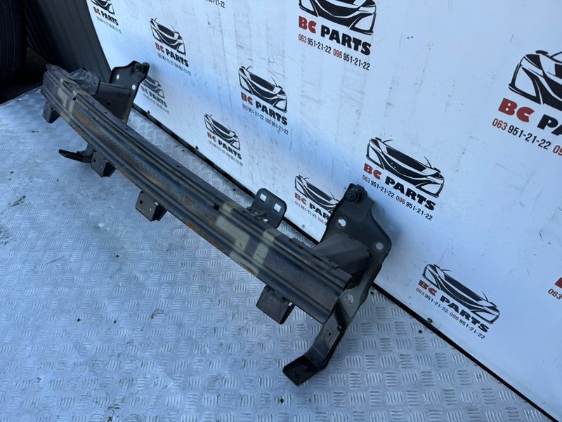 Усилитель бампера передний Ford Fusion MK5