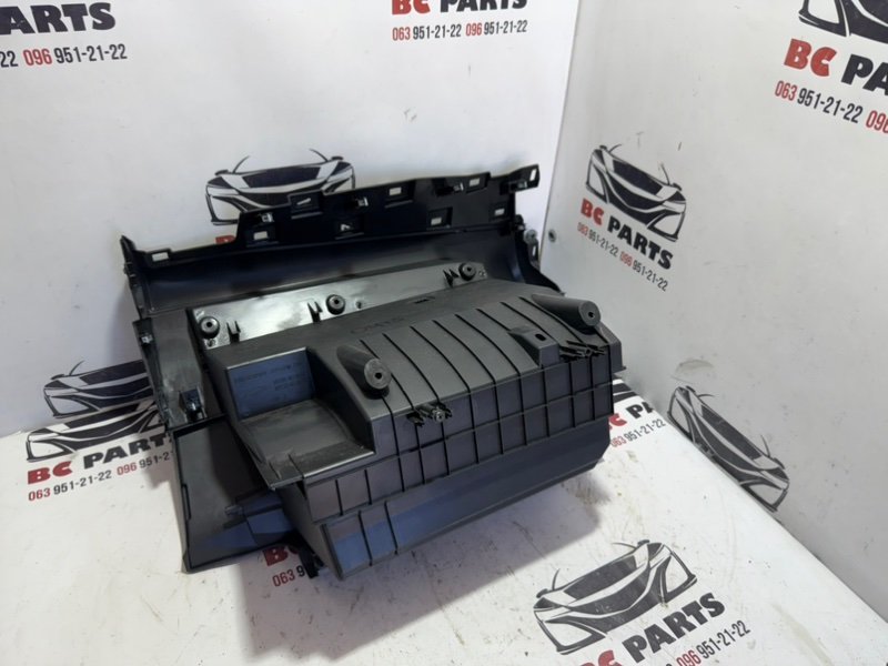Бардачок Rogue 2020 T32 QR25 2.5