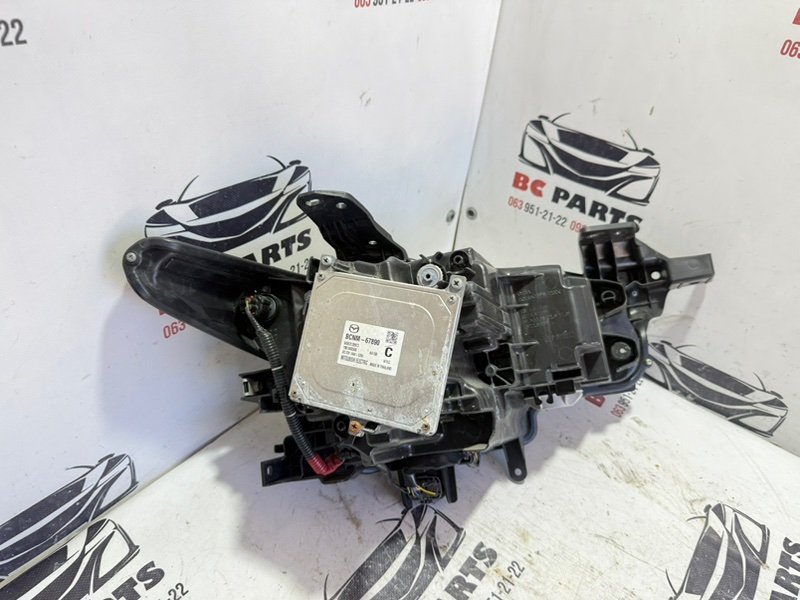 Фара Led передняя левая 3 2021 2.5