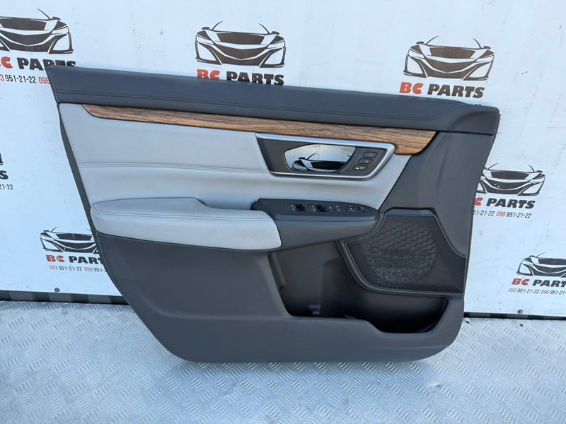 Обшивка боковой двери передняя левая Honda CR-V 2017 1.5 83550-TLA-A01ZC Б/У