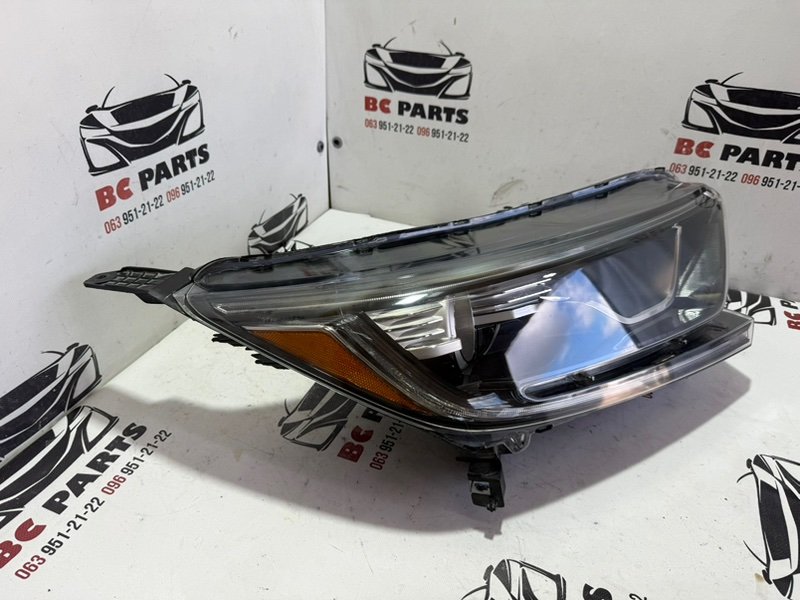 Фара галогеновая правая CR-V 2017 1.5